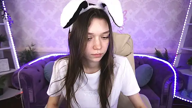 Cherry Wipe online show from 30, 1, 2025