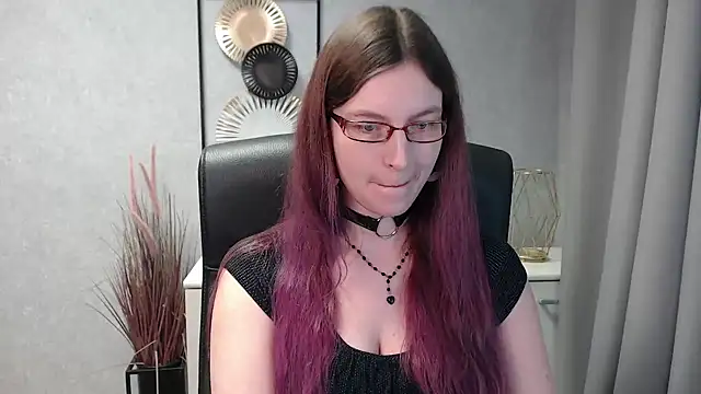 emmaxDelight online show from 29, 12, 2024