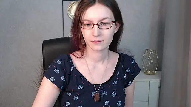 emmaxDelight online show from 20, 1, 2025