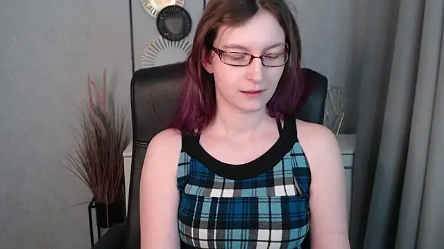 emmaxDelight online show from 29, 1, 2025