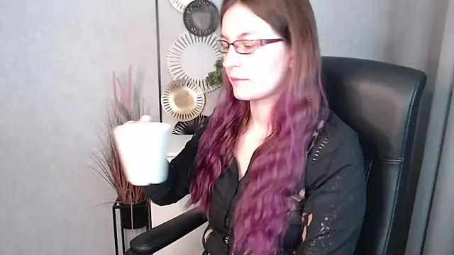 emmaxDelight online show from 31, 1, 2025