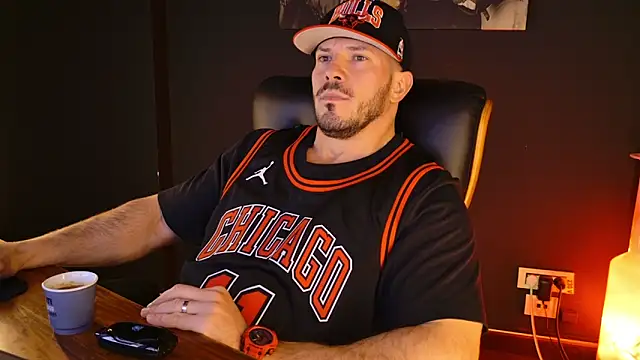 AngeloEric online show from 22, 12, 2025