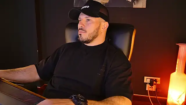 Snapshot of AngeloEric chatting on 30, 4, 2026 AngeloEric online show from 30, 4, 2026