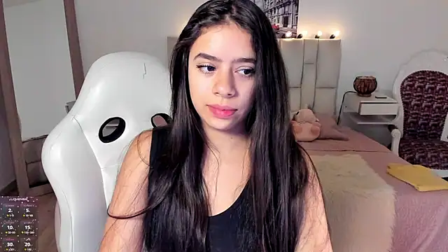 zoe turnner 18 online show from 22, 9, 2025