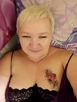 Snapshot of ForgetMeNot50 chatting on 1, 12, 2024 ForgetMeNot50 online show from 1, 12, 2024