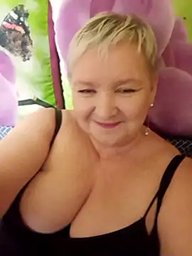 Snapshot of ForgetMeNot50 chatting on 11, 3, 2025 ForgetMeNot50 online show from 11, 3, 2025