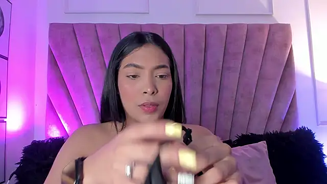 KarolRojas  online show from 14, 10, 2025