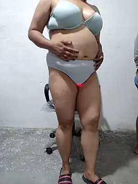 Snapshot of Diva_Kiara chatting on 16, 4, 2026 Diva Kiara online show from 16, 4, 2026