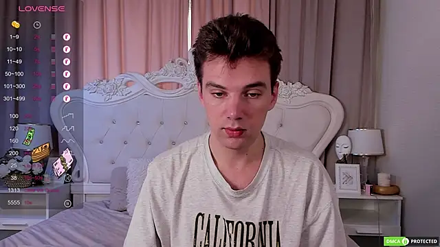 ArthurWhitee online show from 24, 9, 2025