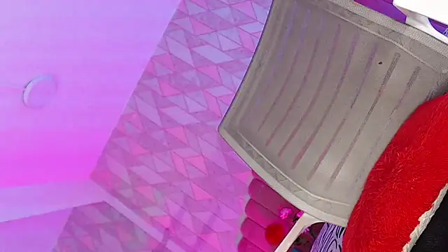 Snapshot of angelyy_02 chatting on 26, 1, 2025 angelyy 02 online show from 26, 1, 2025