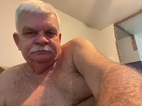 Snapshot of Silver1959 chatting on 13, 5, 2026 Silver1959 online show from 13, 5, 2026
