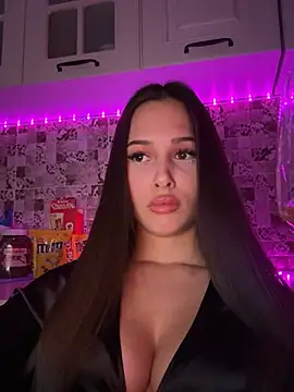 EricaWalls online show from 7, 3, 2025