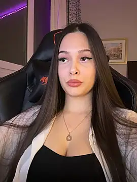 Snapshot of EricaWalls chatting on 4, 2, 2026 EricaWalls online show from 4, 2, 2026