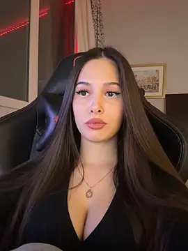 Snapshot of EricaWalls chatting on 8, 2, 2026 EricaWalls online show from 8, 2, 2026