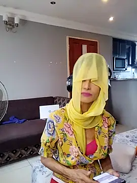 Snapshot of KamaLila chatting on 16, 10, 2025 KamaLila online show from 16, 10, 2025