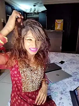 Snapshot of KamaLila chatting on 17, 10, 2025 KamaLila online show from 17, 10, 2025