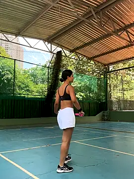 Laisabrazil online show from 1, 12, 2025