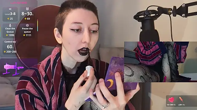 Snapshot of lovelylucyy chatting on 13, 3, 2025 lovelylucyy online show from 13, 3, 2025