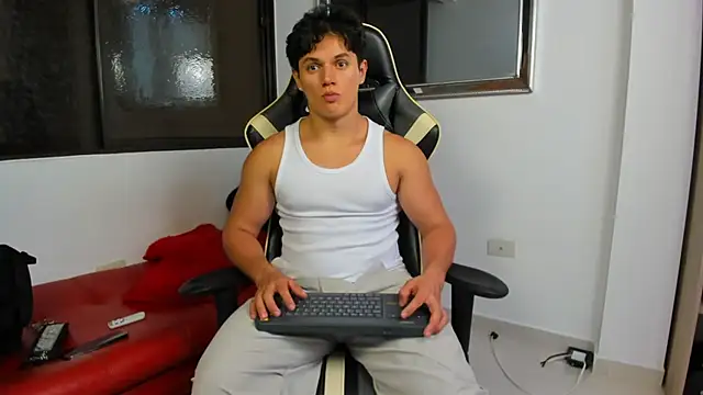 julian wallace online show from 2, 2, 2026