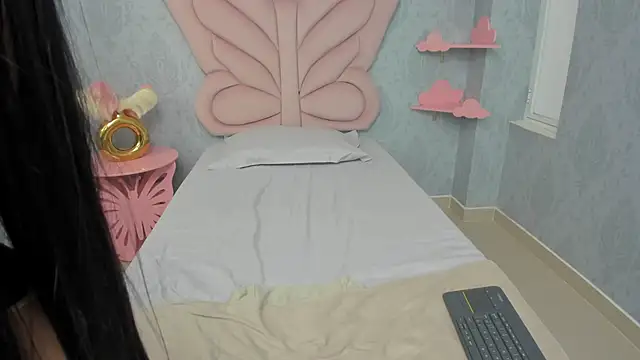 Snapshot of MaddyCute4u chatting on 12, 2, 2025 MaddyCute4u online show from 12, 2, 2025