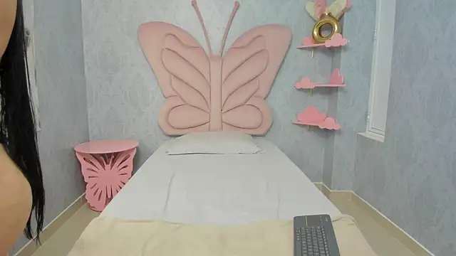 Snapshot of MaddyCute4u chatting on 22, 2, 2025 MaddyCute4u online show from 22, 2, 2025