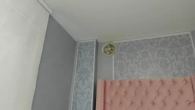 Snapshot of MaddyCute4u chatting on 14, 3, 2025 MaddyCute4u online show from 14, 3, 2025