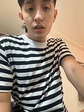 Snapshot of HotStar_yes chatting on 24, 9, 2025 HotStar yes online show from 24, 9, 2025