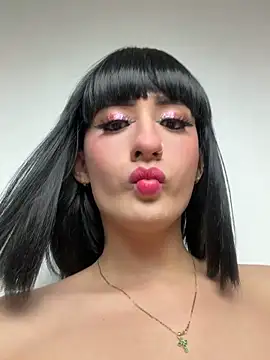 Snapshot of HotStar_yes chatting on 29, 10, 2025 HotStar yes online show from 29, 10, 2025