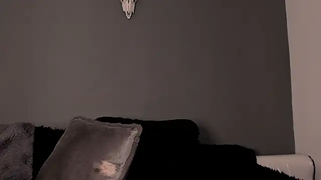 Snapshot of Aliz01 chatting on 24, 12, 2024 Aliz01 online show from 24, 12, 2024