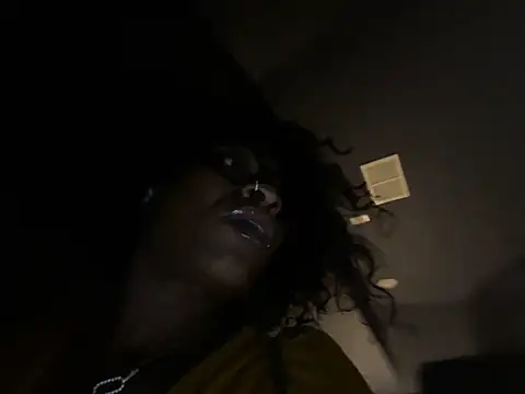 Snapshot of wynterheat chatting on 16, 4, 2026 wynterheat online show from 16, 4, 2026