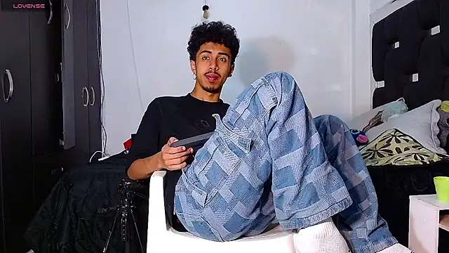 Snapshot of RyanRizzo chatting on 8, 1, 2025 RyanRizzo online show from 8, 1, 2025