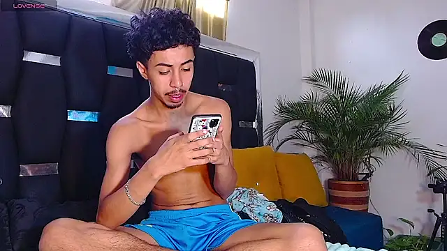 Snapshot of RyanRizzo chatting on 25, 1, 2025 RyanRizzo online show from 25, 1, 2025