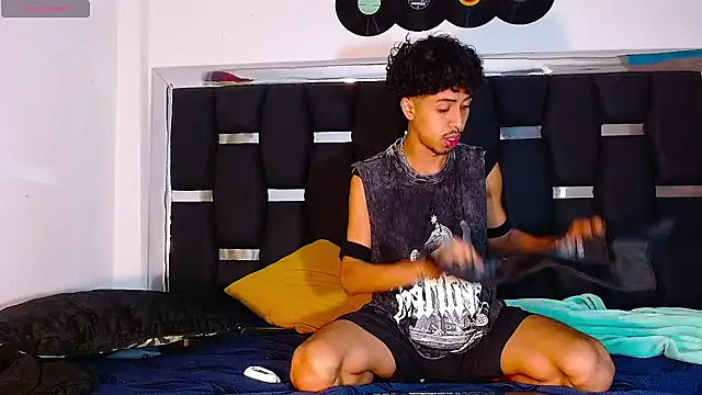 Snapshot of RyanRizzo chatting on 17, 2, 2025 RyanRizzo online show from 17, 2, 2025