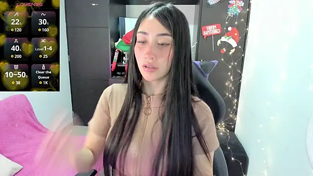 Emilytafur online show from 31, 12, 2024