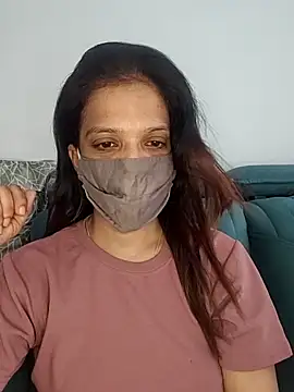 Snapshot of APKI_ARZOO chatting on 8, 6, 2026 APKI ARZOO online show from 8, 6, 2026