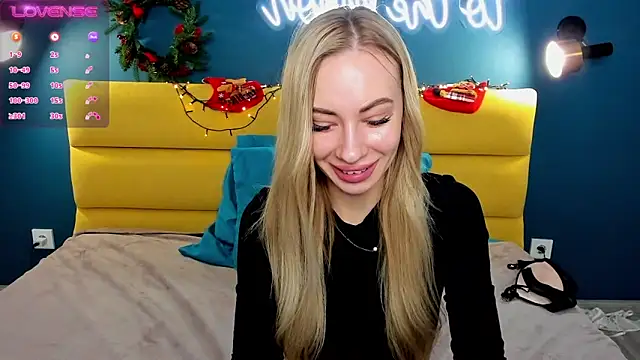 Snapshot of Diana_Garrett chatting on 7, 1, 2025 Diana Garrett online show from 7, 1, 2025