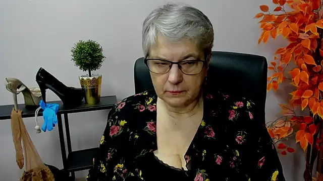 IrisDream online show from 9, 1, 2025