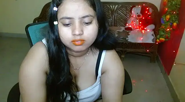 Amandaliss online show from 18, 2, 2025