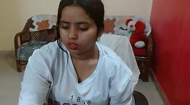 Amandaliss online show from 28, 2, 2025