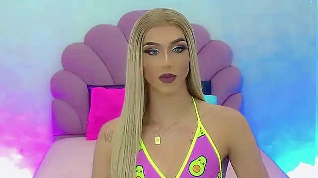 Snapshot of briana_sex32 chatting on 4, 1, 2025 briana sex32 online show from 4, 1, 2025