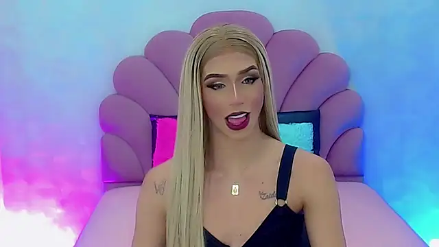 Snapshot of briana_sex32 chatting on 7, 1, 2025 briana sex32 online show from 7, 1, 2025