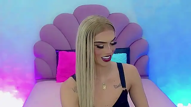 Snapshot of briana_sex32 chatting on 7, 1, 2025 briana sex32 online show from 7, 1, 2025