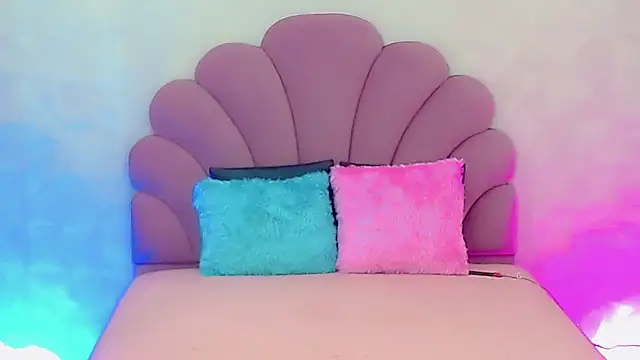 Snapshot of briana_sex32 chatting on 27, 1, 2025 briana sex32 online show from 27, 1, 2025