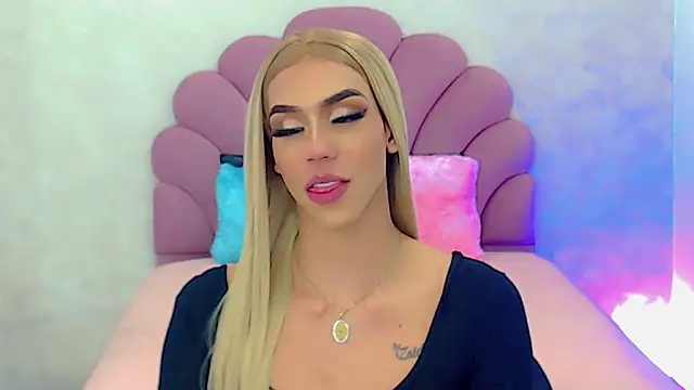 Snapshot of briana_sex32 chatting on 9, 2, 2025 briana sex32 online show from 9, 2, 2025