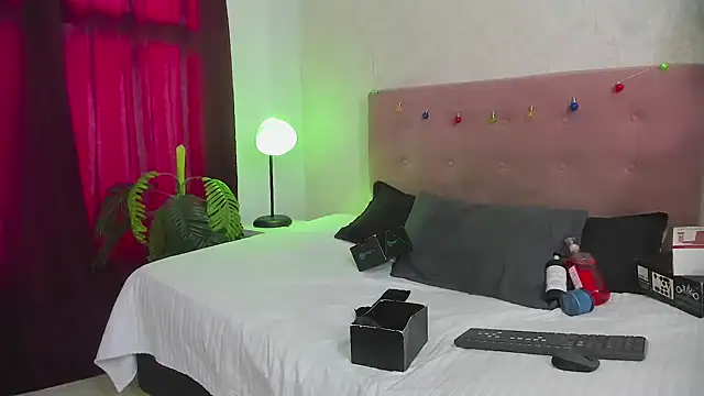 diabla sexyboobs online show from 9, 2, 2025