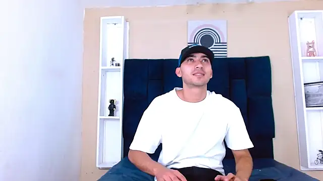 Snapshot of Liam_crox chatting on 10, 1, 2025 Liam crox online show from 10, 1, 2025