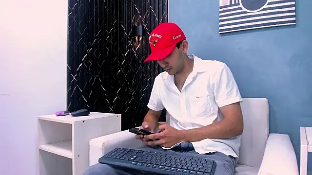 Snapshot of Liam_crox chatting on 20, 1, 2025 Liam crox online show from 20, 1, 2025