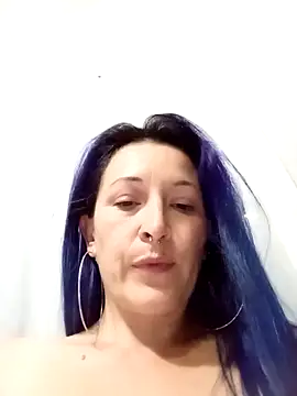 sophie banger online show from 5, 1, 2025