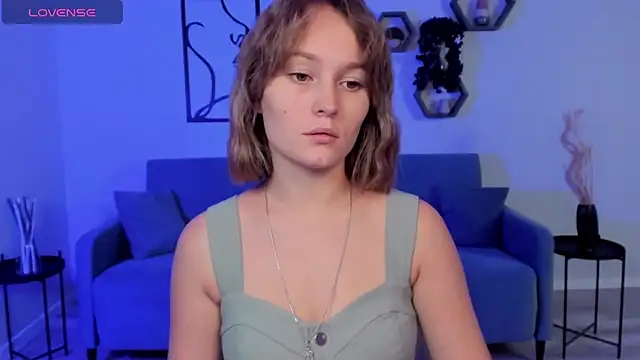 BritnieCute online show from 30, 10, 2025