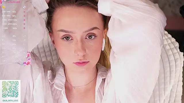 HollisBeckett online show from 3, 2, 2026